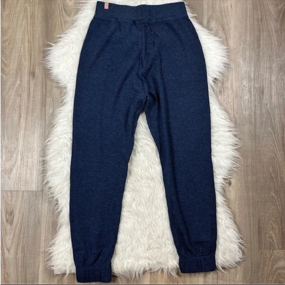 Lunya Restore Thermal Draped Joggers - Picture 6 of 9